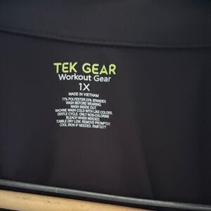 tek gear Black Workout jacket